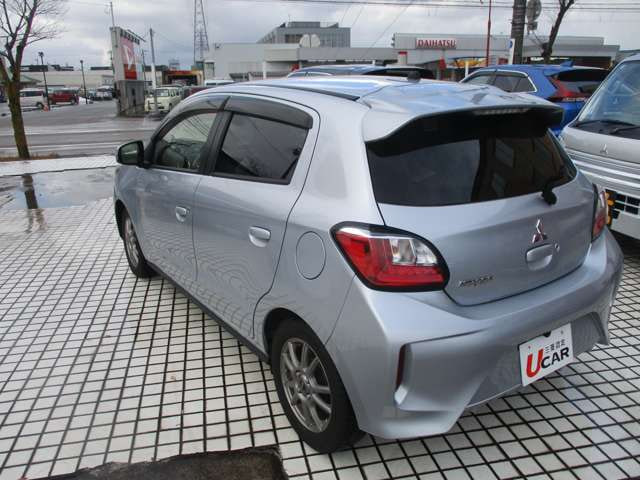 Mitsubishi Mirage — фото 5