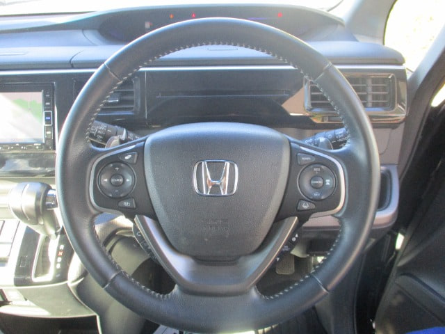 Honda Step WGN — фото 5