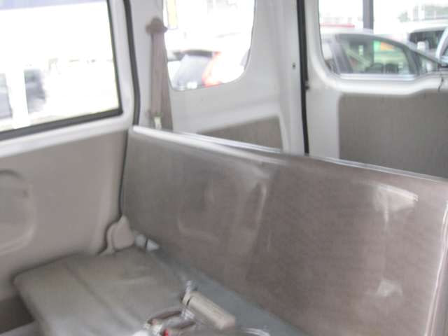 Nissan NV100 Clipper — фото 9