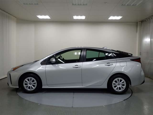 Toyota Prius — фото 3