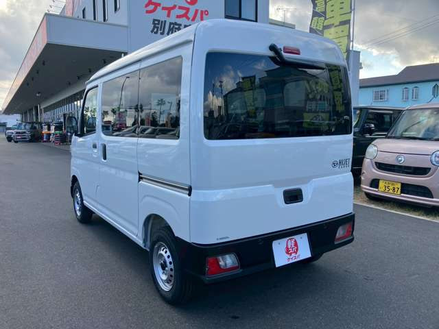 Daihatsu Hijet Cargo — фото 6