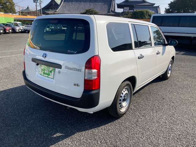 Toyota Probox VAN — фото 4