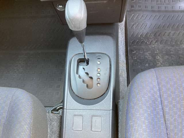 Toyota Probox VAN — фото 13