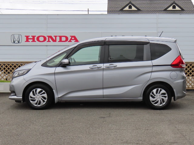 Honda Freed — фото 3