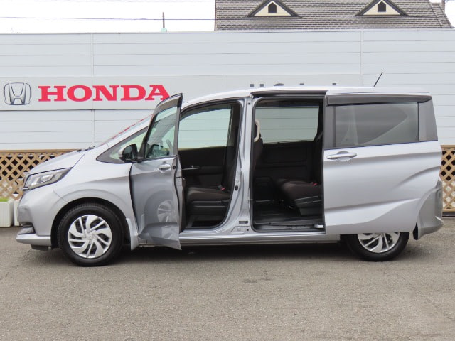 Honda Freed — фото 4
