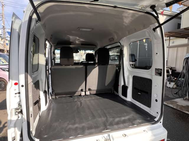 Toyota Pixis VAN — фото 7