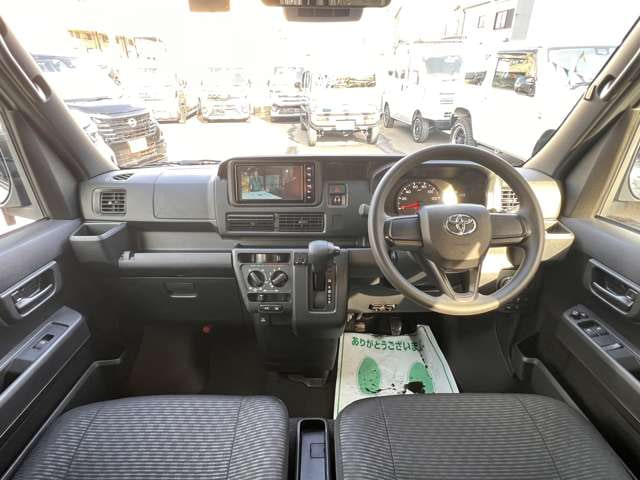 Toyota Pixis VAN — фото 15