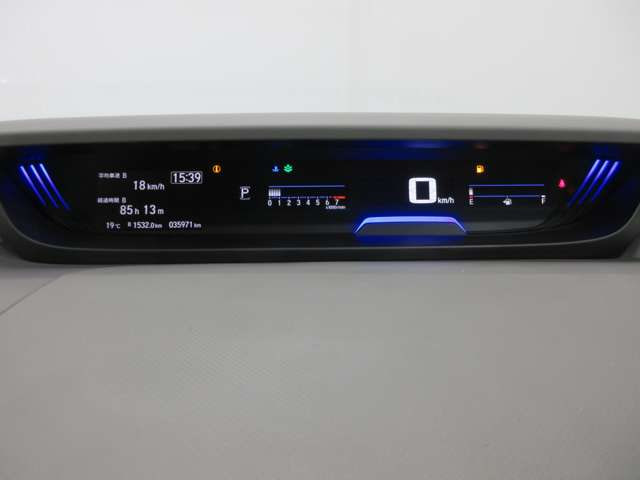 Honda Freed Plus — фото 13