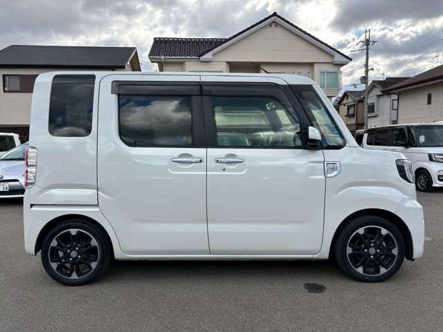 Daihatsu Wake — фото 14