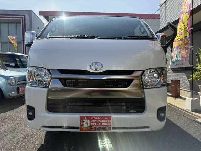 Toyota Hiace VAN — фото 5