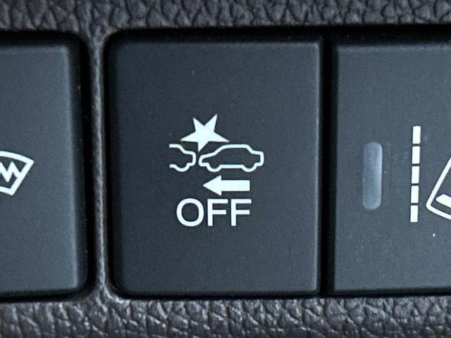 Honda Freed — фото 6