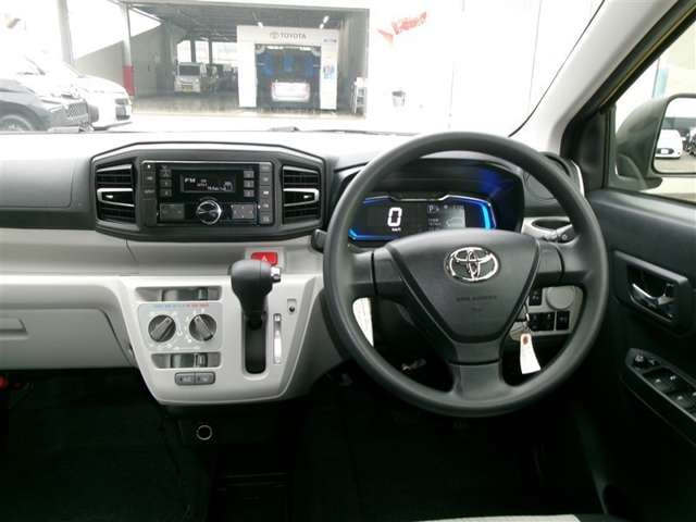Toyota Pixis Epoch — фото 2