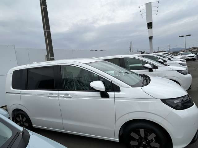Honda Freed — фото 8