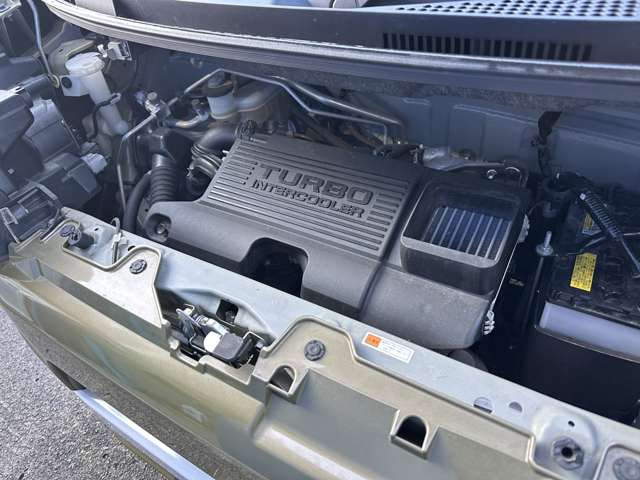 Toyota Pixis Mega — фото 12