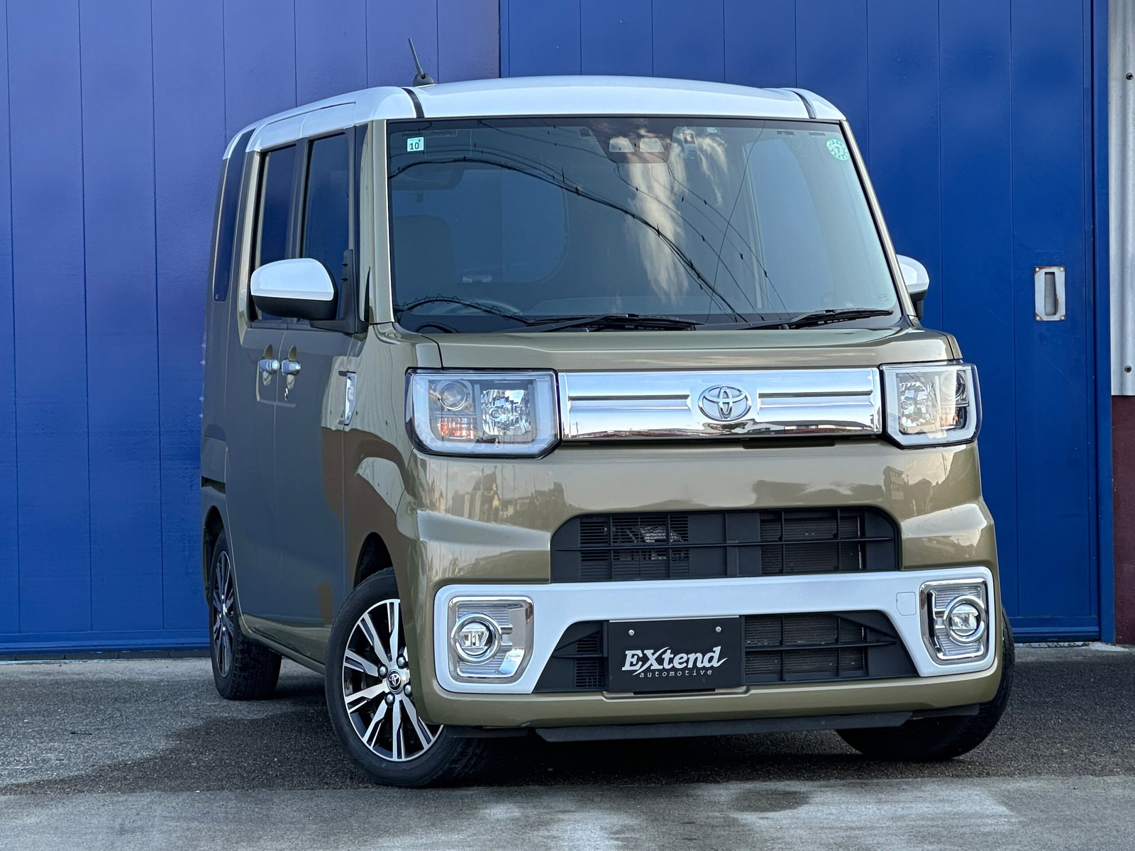 Toyota Pixis Mega — фото 15
