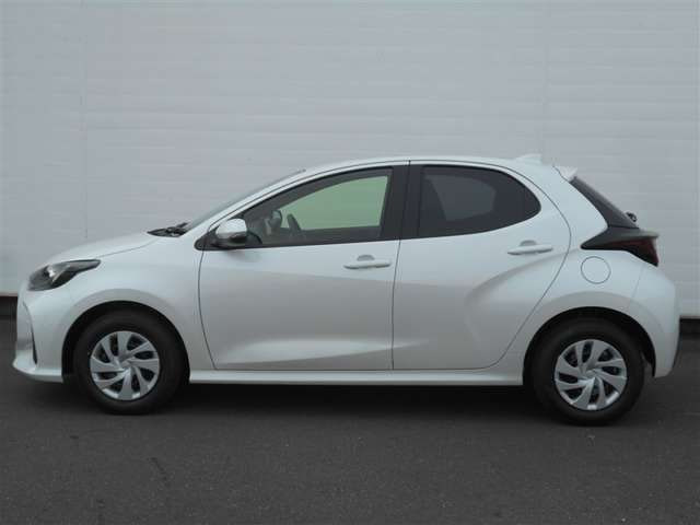 Toyota Yaris — фото 5
