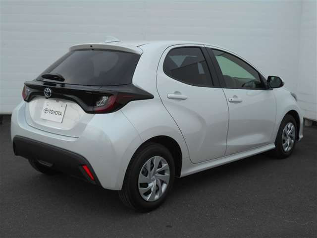 Toyota Yaris — фото 6