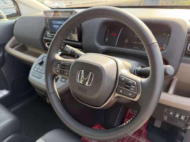Honda Freed — фото 11