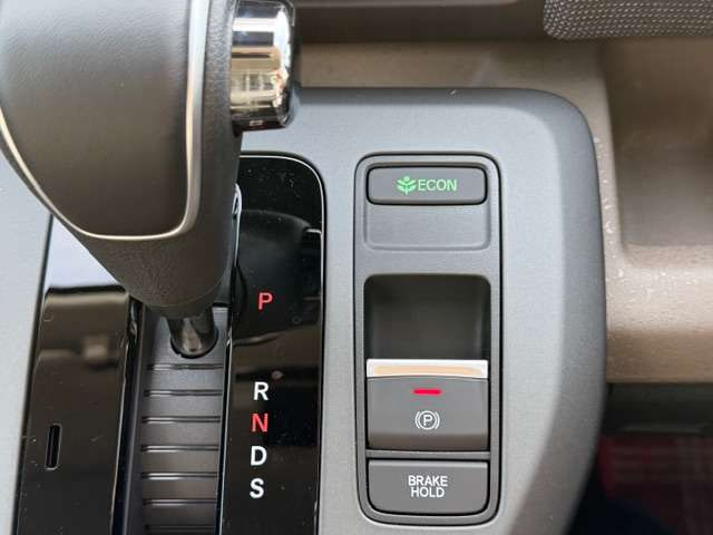 Honda Freed — фото 14