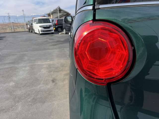 Daihatsu Cast — фото 10