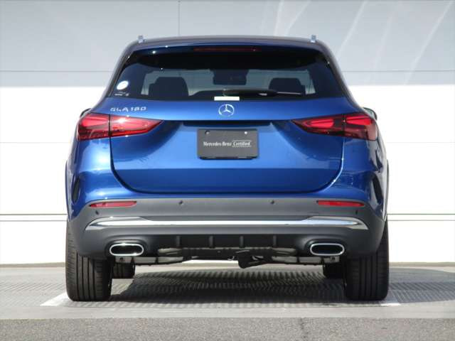 Mercedes Benz GLA Class — фото 7