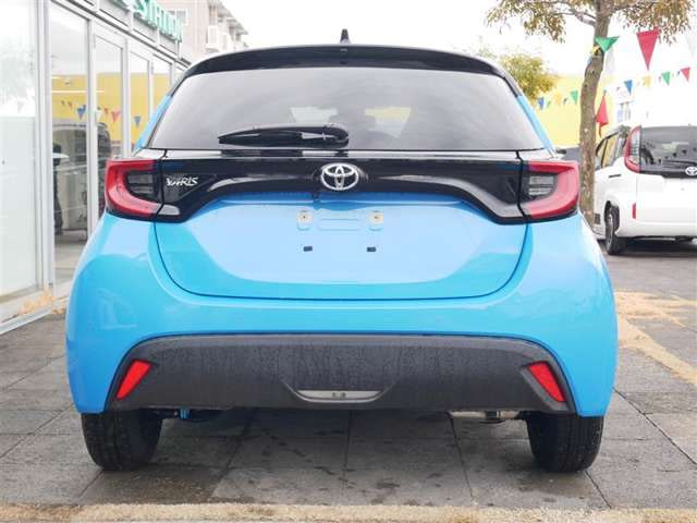Toyota Yaris — фото 3