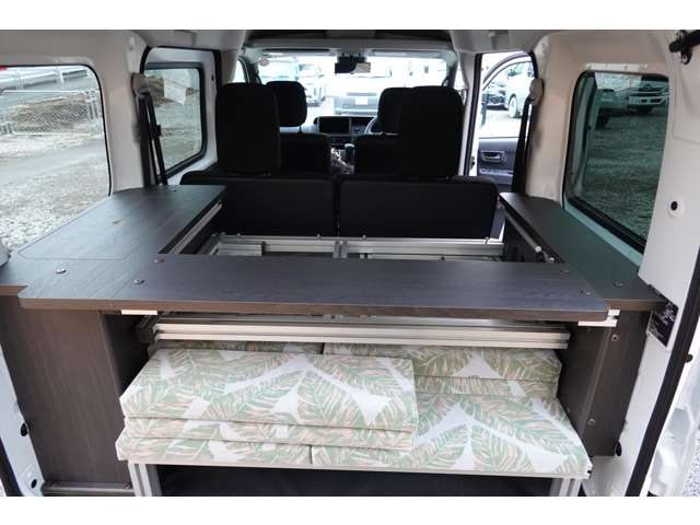 Toyota Pixis VAN — фото 10
