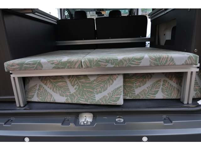 Toyota Pixis VAN — фото 12