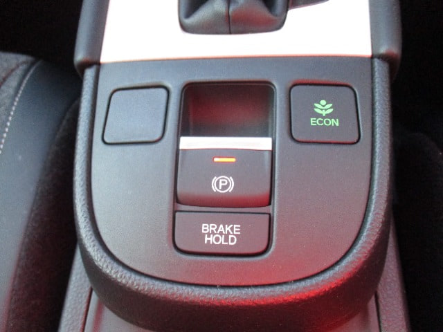 Honda FIT — фото 8