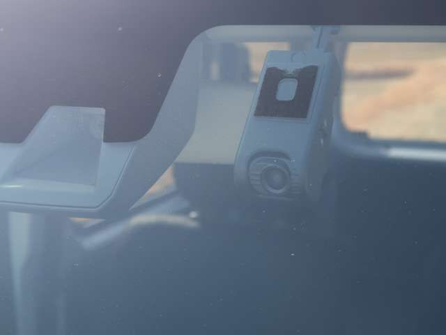 Toyota Pixis VAN — фото 7