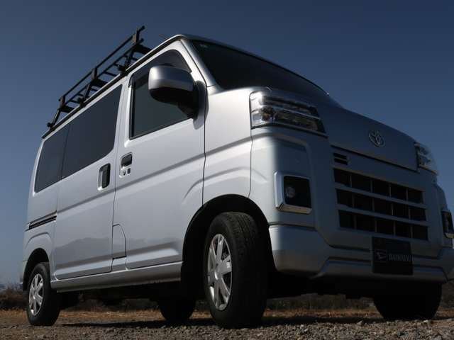 Toyota Pixis VAN — фото 9