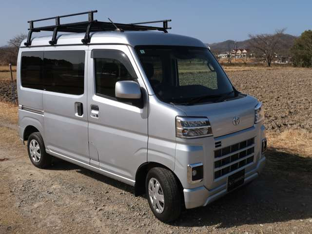 Toyota Pixis VAN — фото 10
