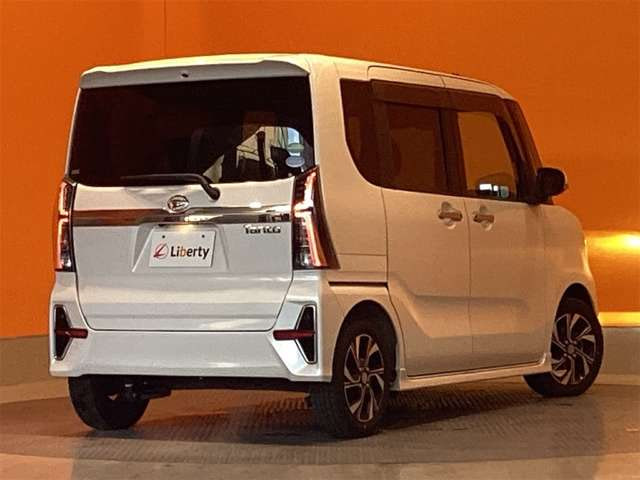 Daihatsu Tanto — фото 15
