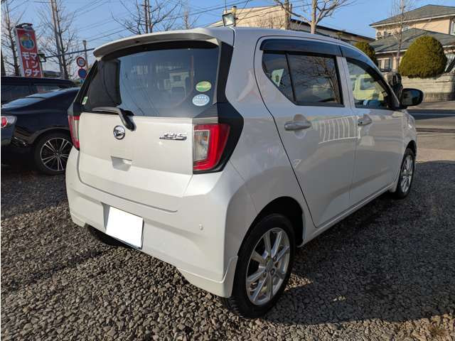 Daihatsu Mira E S — фото 9