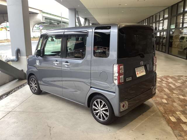 Toyota Pixis Mega — фото 10