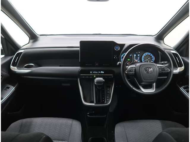 Toyota Noah — фото 3