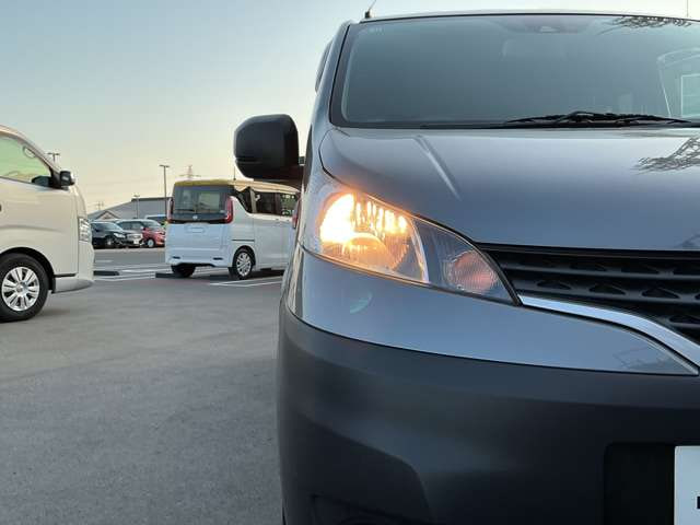 Nissan NV200 Vanette VAN — фото 14