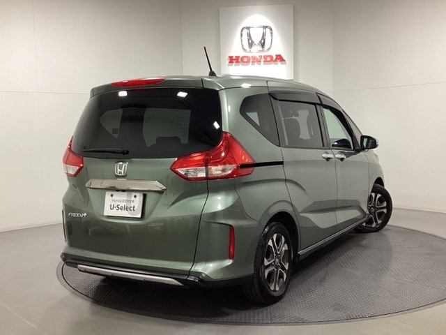 Honda Freed Plus — фото 3