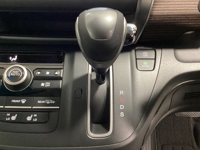 Honda Freed Plus — фото 8