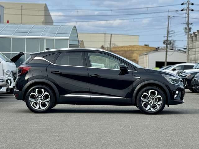Renault Captur — фото 8