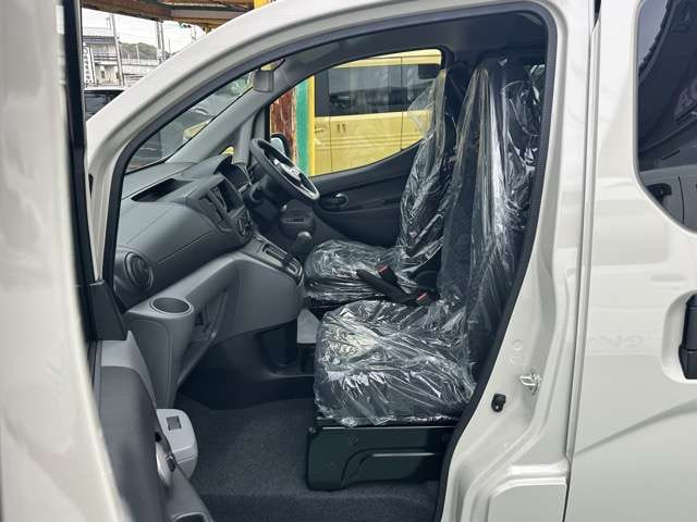 Nissan NV200 Vanette VAN — фото 4