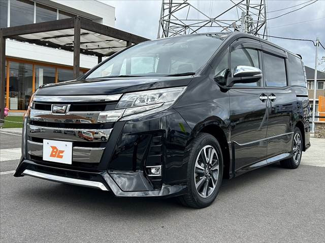 Toyota Noah — фото 15