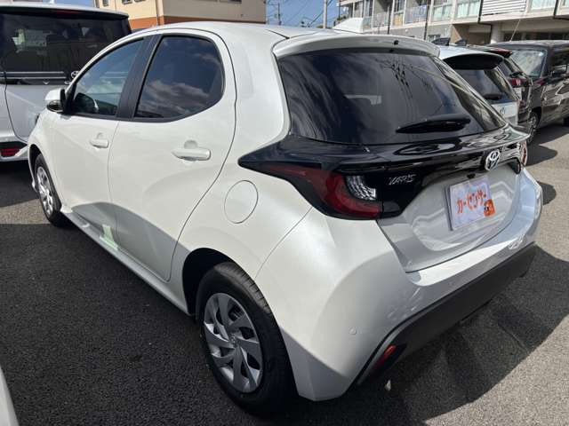 Toyota Yaris — фото 4