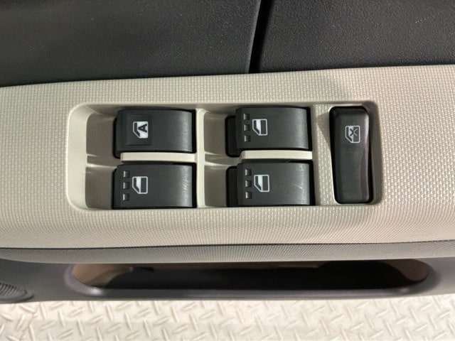 Daihatsu Mira Tocot — фото 15