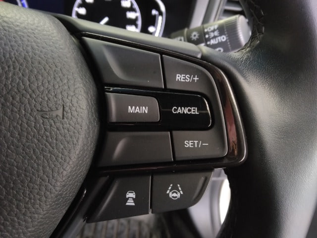 Honda Insight — фото 9