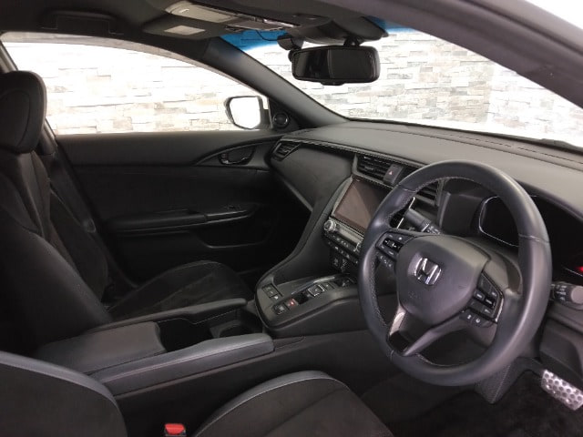 Honda Insight — фото 10