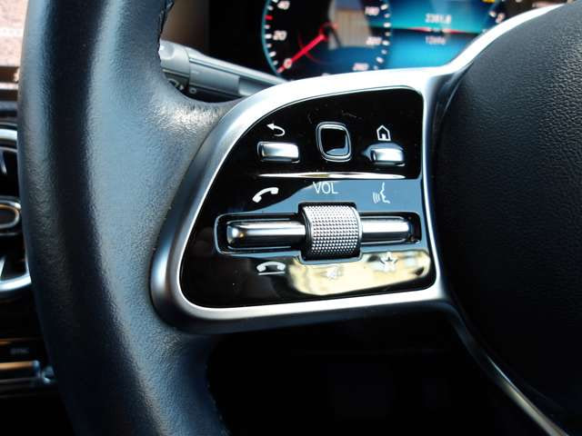 Mercedes Benz A Class Sedan — фото 8