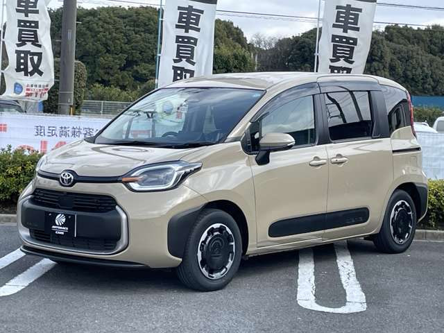 Toyota Sienta — фото 5
