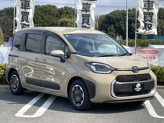 Toyota Sienta — фото 7