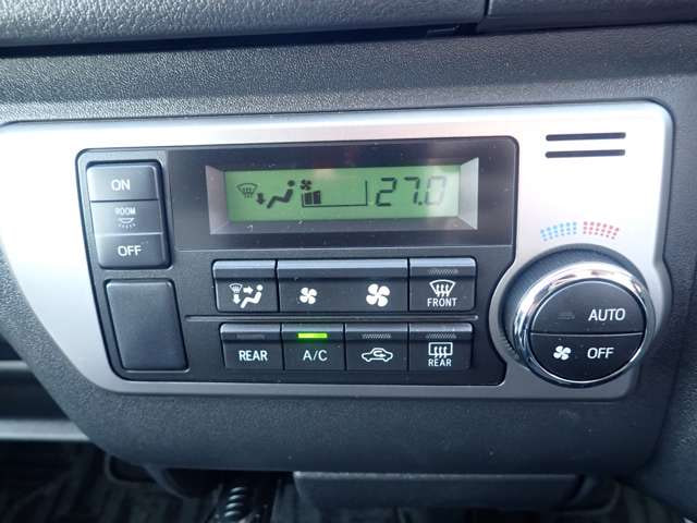 Toyota Hiace Commuter — фото 10